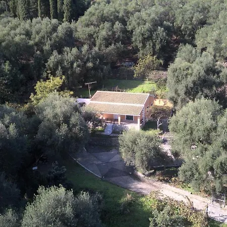 펜션 A Harmony House Agia Pelagia Chlomou